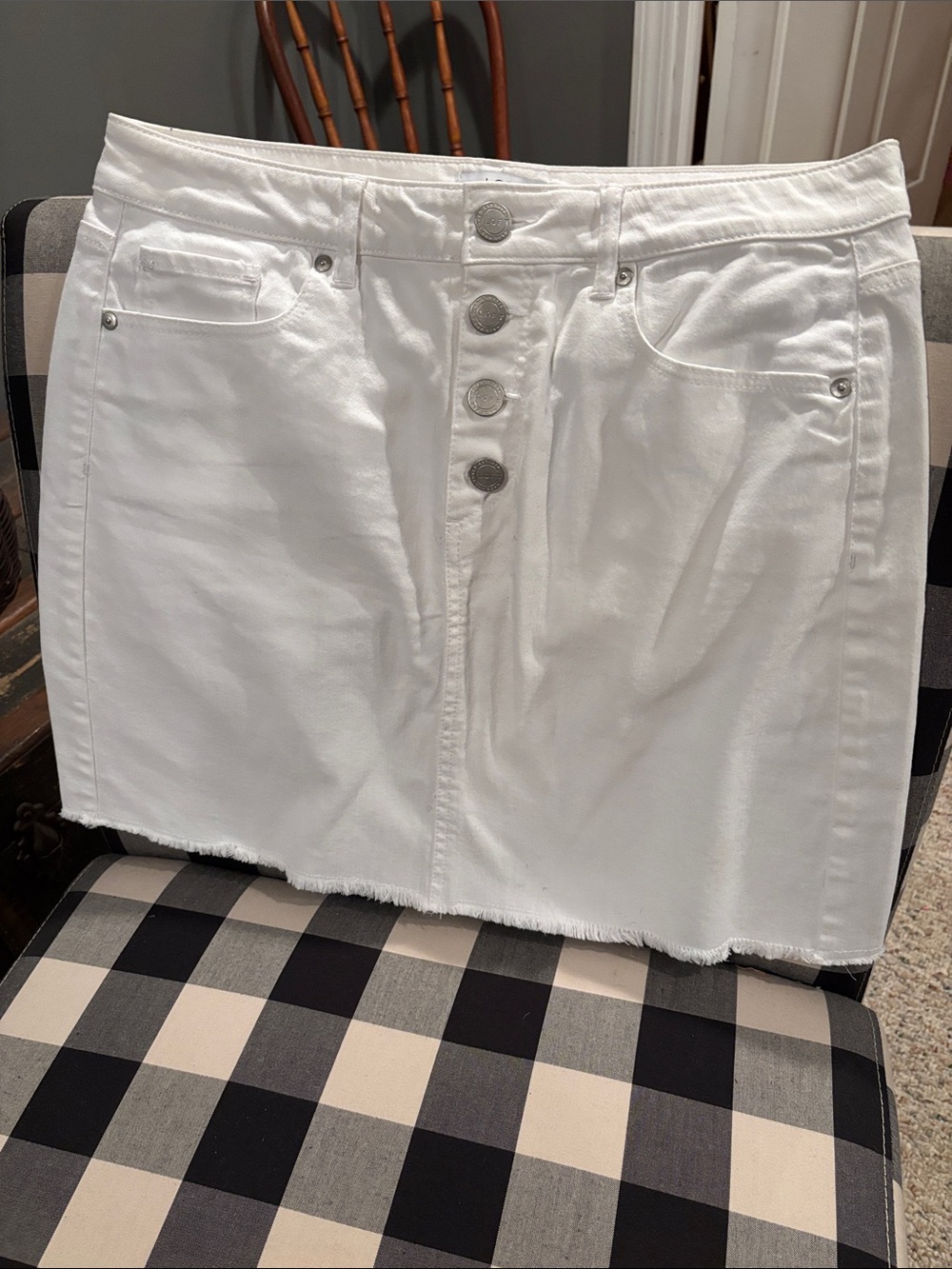 LOFT White Button-Front Mini Skirt
